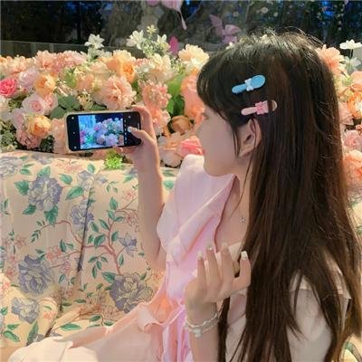 满城尽带黄金甲